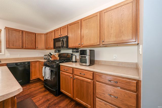 7314 Abernathy Drive, Fort Wayne, IN 46814