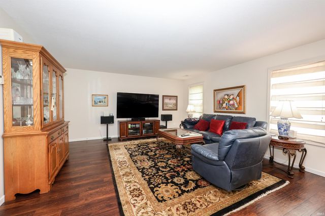 7314 Abernathy Drive, Fort Wayne, IN 46814