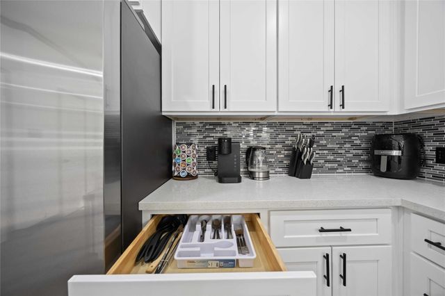 4739 Reed Road, Houston, TX 77033