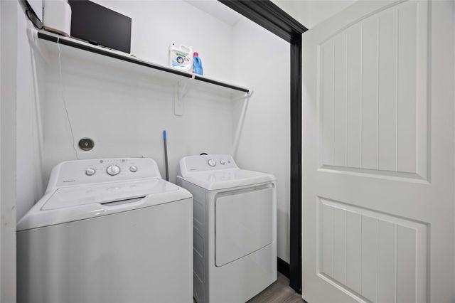 4739 Reed Road, Houston, TX 77033