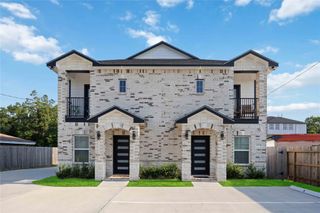 4739 Reed Road, Houston, TX 77033