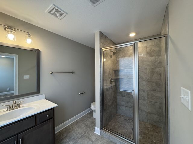 756 Lillian Grace Dr, Clarksville, TN 37043