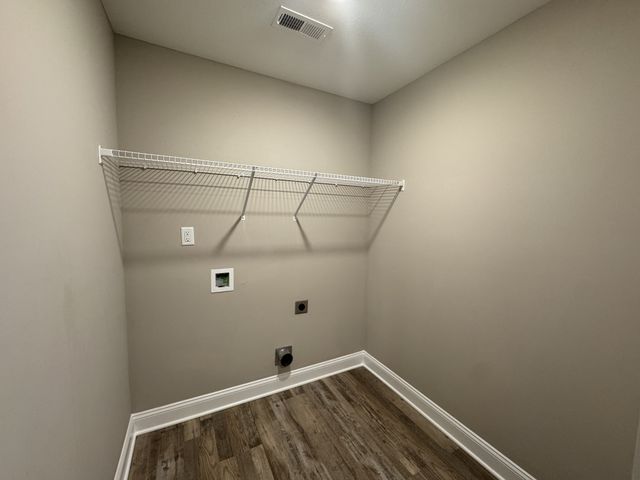 756 Lillian Grace Dr, Clarksville, TN 37043