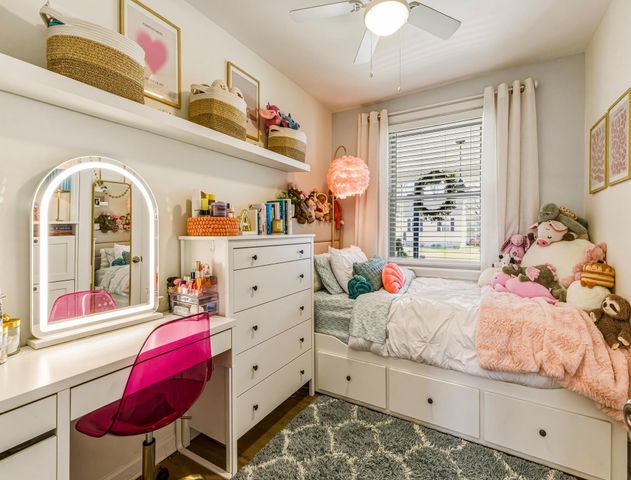 14 LYNN DR, West Deptford, NJ 08096