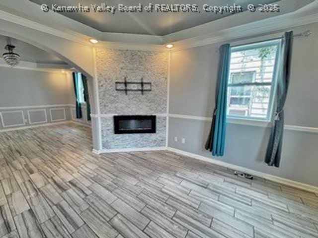 1945 10th Avenue, Huntington, WV 25701