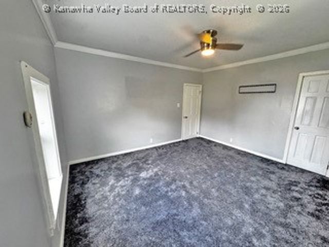1945 10th Avenue, Huntington, WV 25701