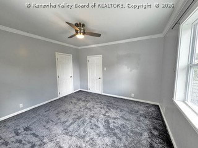 1945 10th Avenue, Huntington, WV 25701