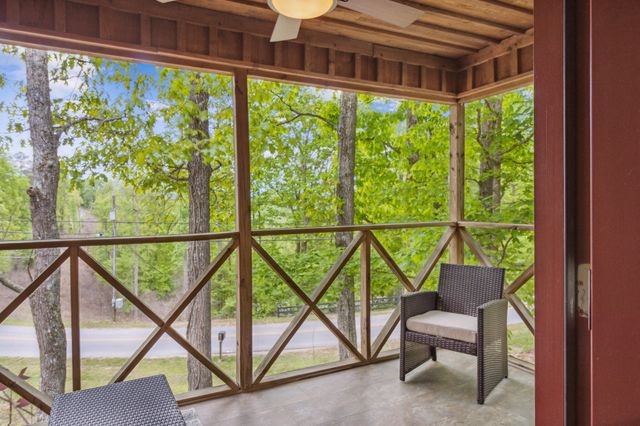 79 Tranquility Place, Burnside, KY 42519