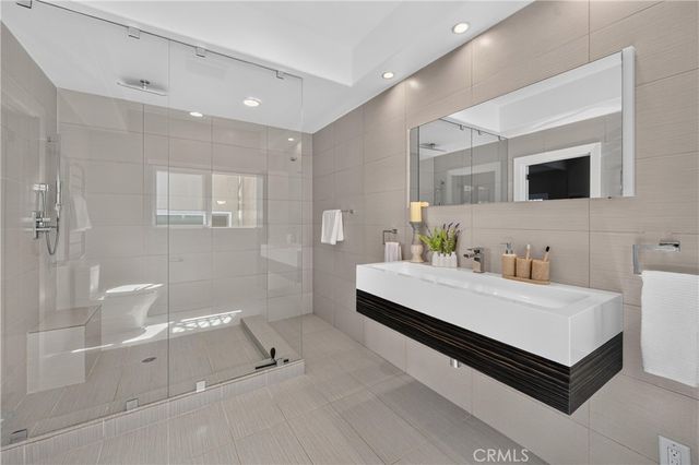 1820 Holmby Ave 1, Los Angeles, CA 90025