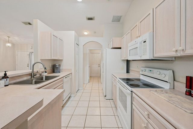 5920 NW Wolverine Road, Port St. Lucie, Port St Lucie, FL 34986