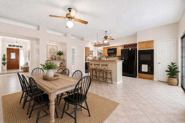 3007 Creek Manor Drive, Kingwood, TX 77339