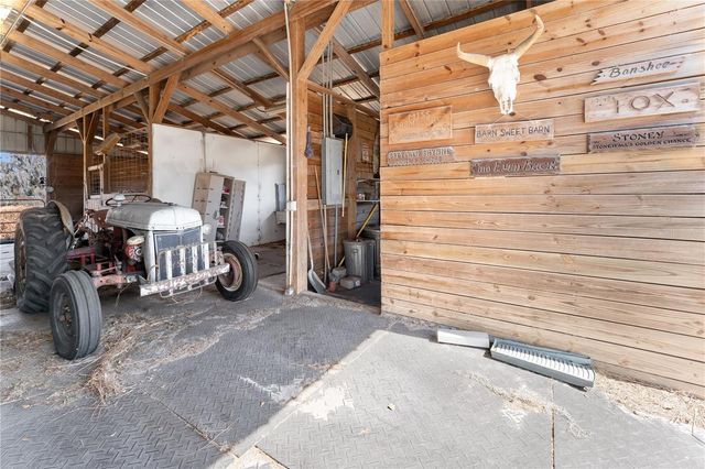 632 W KEYSVILLE ROAD, Plant City, FL 33567