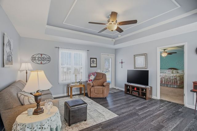 439 Hickory Bend Dr, Greenbrier, TN 37073