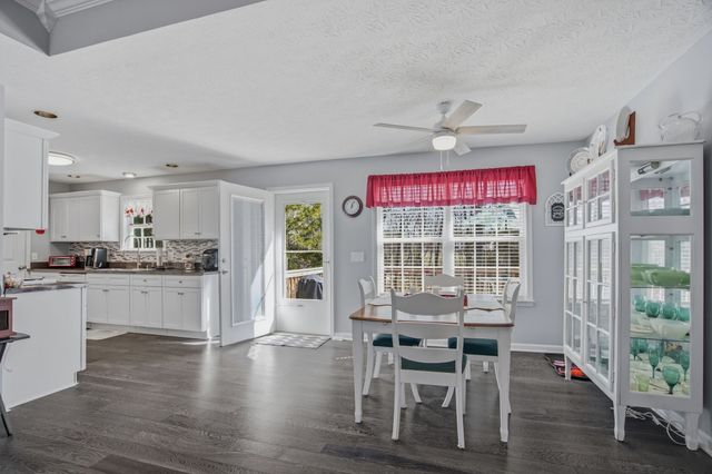 439 Hickory Bend Dr, Greenbrier, TN 37073