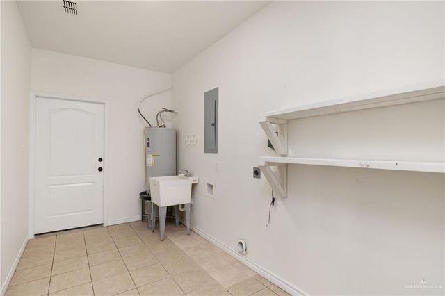 700 New Orleans Circle, Pharr, TX 78577