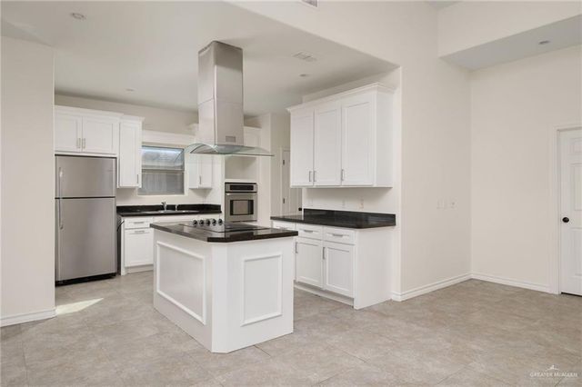 700 New Orleans Circle, Pharr, TX 78577