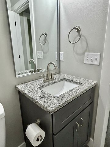 1460 N Carter Way, Republic, MO 65738