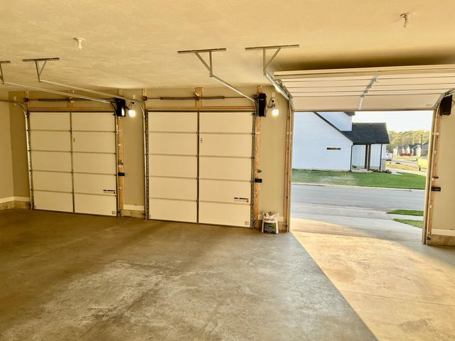 1460 N Carter Way, Republic, MO 65738