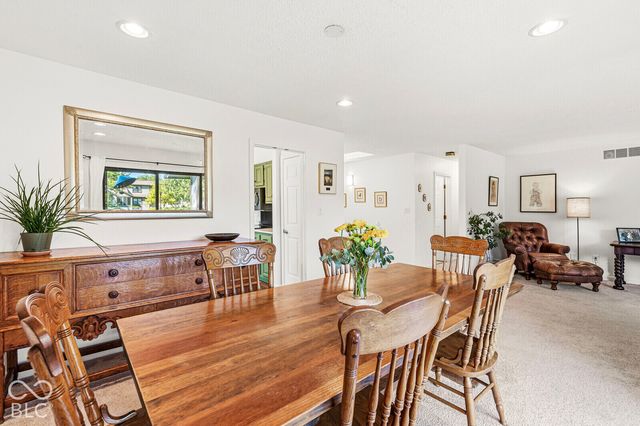 8047 Van Ness Way, Indianapolis, IN 46240