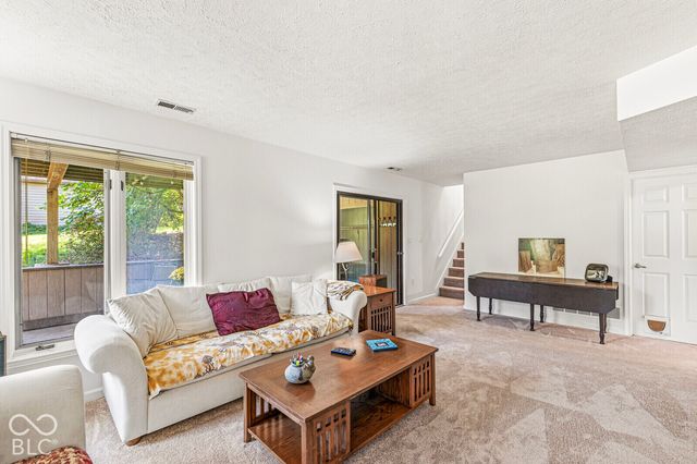 8047 Van Ness Way, Indianapolis, IN 46240