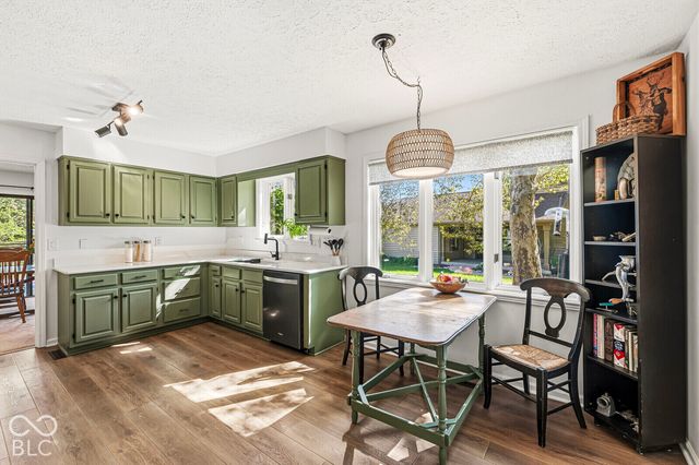 8047 Van Ness Way, Indianapolis, IN 46240