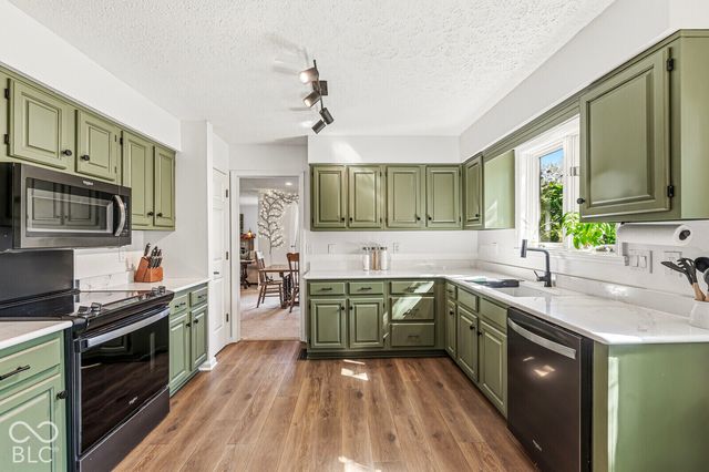 8047 Van Ness Way, Indianapolis, IN 46240