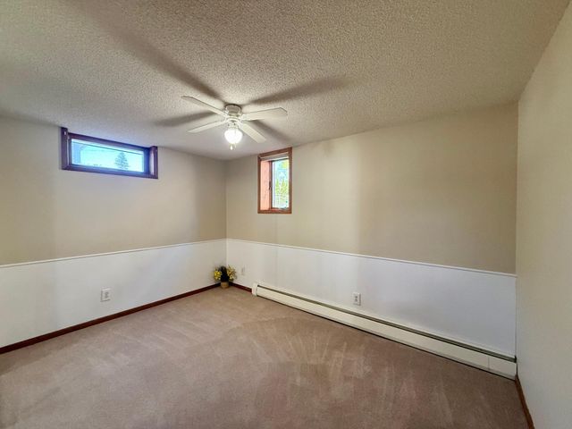 1621 40th Street NW, Rochester, MN 55901