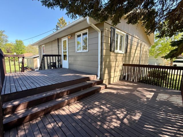 1621 40th Street NW, Rochester, MN 55901