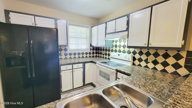 5116 Lamppost Circle, Wilmington, NC 28403