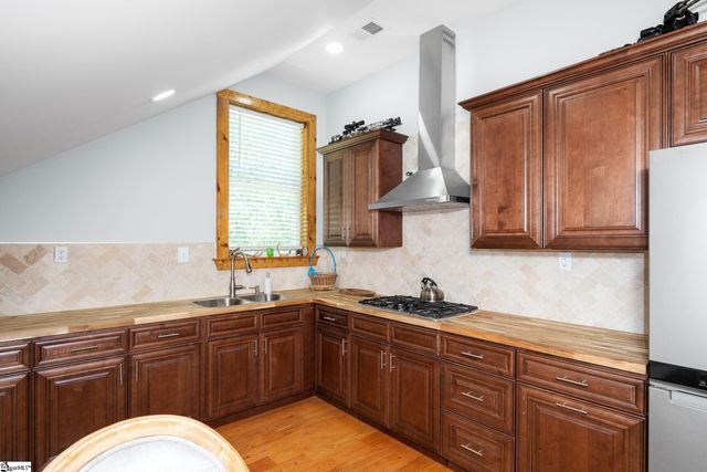 40 Quartz Circle, Piedmont, SC 29673