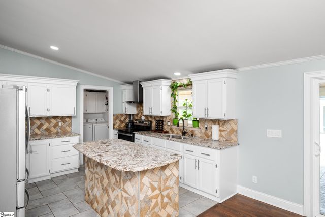 40 Quartz Circle, Piedmont, SC 29673