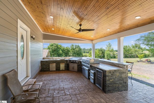 40 Quartz Circle, Piedmont, SC 29673