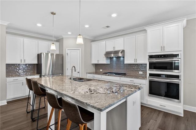 1020 River Park Drive, Johns Creek, GA 30097