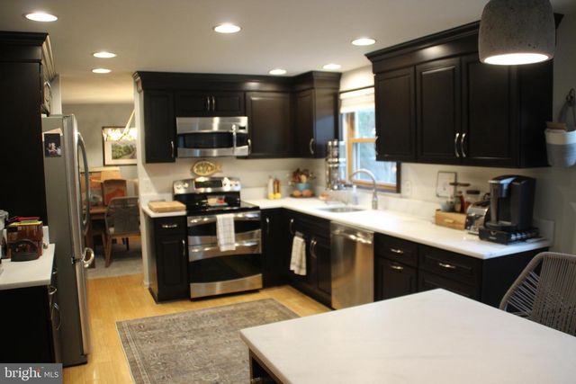 12507 THUNDER CHASE DR, Reston, VA 20191