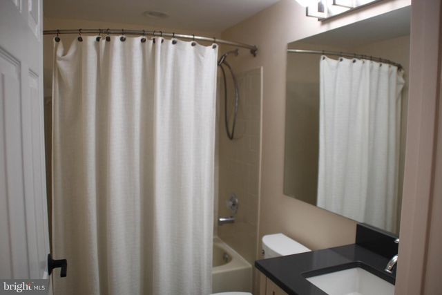 12507 THUNDER CHASE DR, Reston, VA 20191