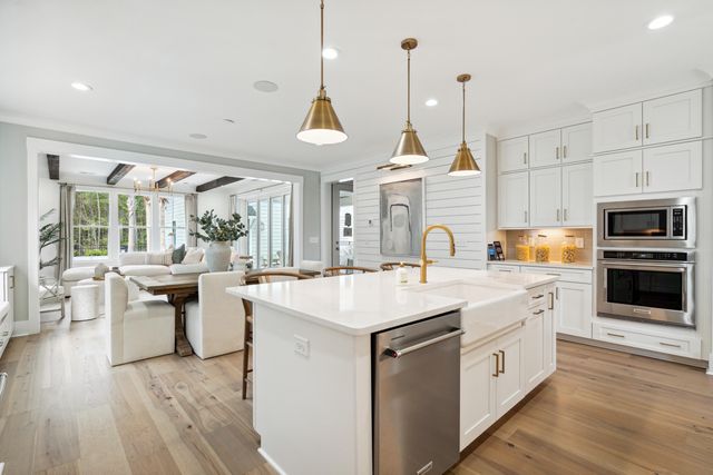 545 Spiral Ramp Court, Charleston, SC 29492
