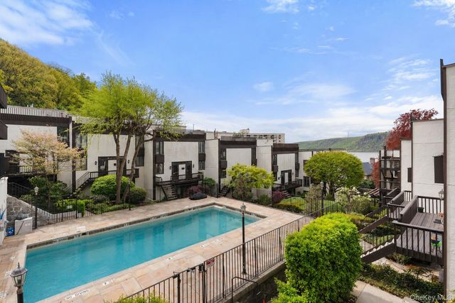 1200 Warburton Avenue 16, Yonkers, NY 10701