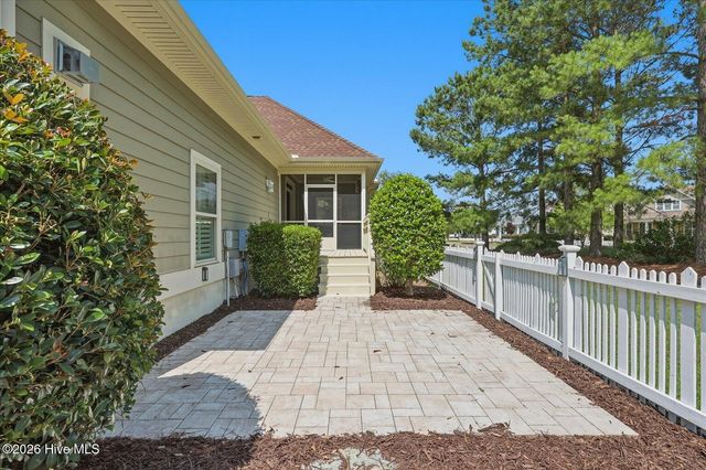 2013 Simmerman Way, Leland, NC 28451
