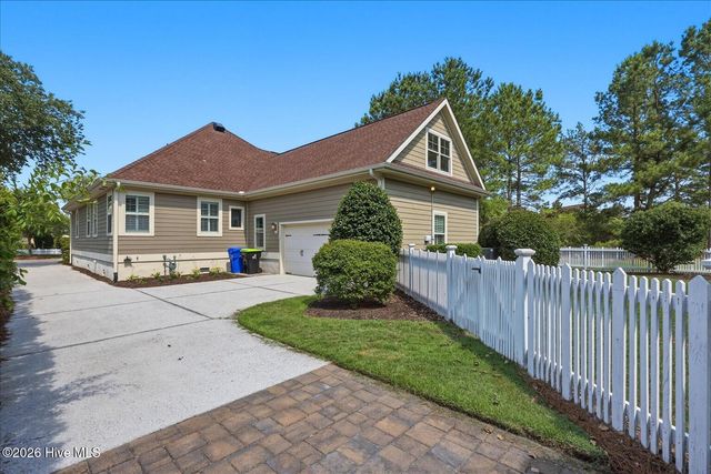 2013 Simmerman Way, Leland, NC 28451