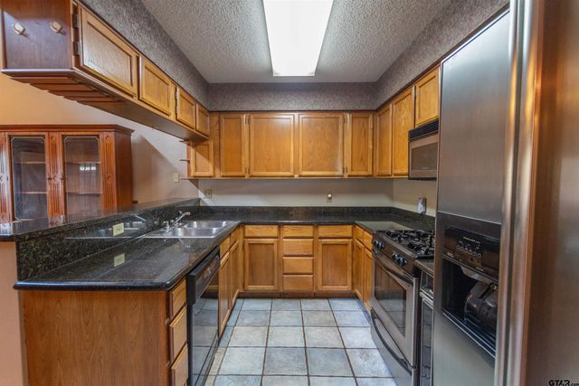 2417 Riviera, Tyler, TX 75707