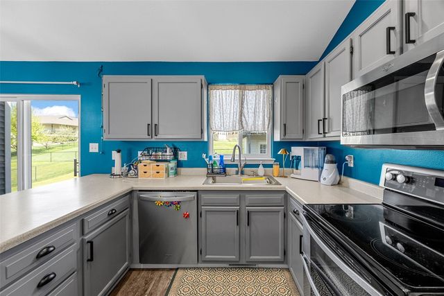 3340 London Way, Marion, IA 52302