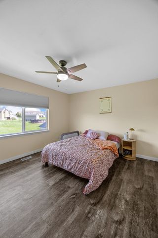 3340 London Way, Marion, IA 52302