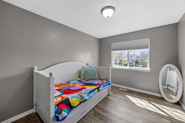 3340 London Way, Marion, IA 52302