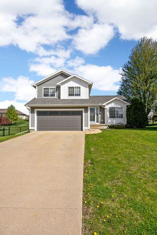 3340 London Way, Marion, IA 52302