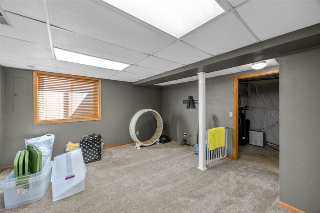 3340 London Way, Marion, IA 52302