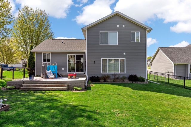 3340 London Way, Marion, IA 52302