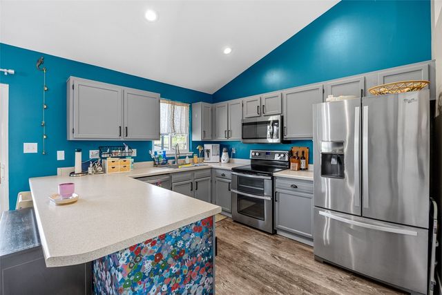 3340 London Way, Marion, IA 52302
