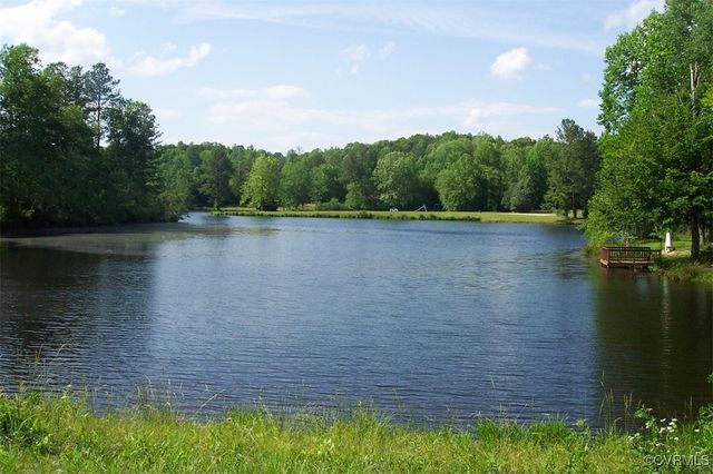 12088 White Bark Rd, Ruther Glen, VA 22546