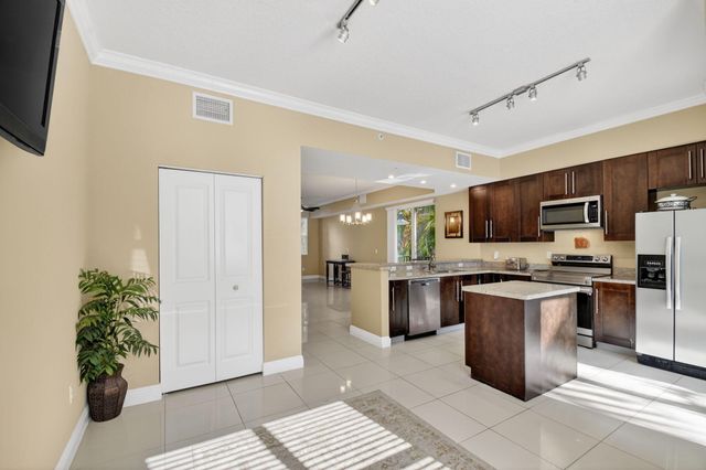 2686 N Federal Highway 55, Boynton Beach, FL 33435