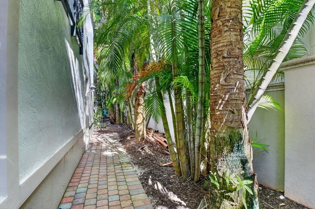 2686 N Federal Highway 55, Boynton Beach, FL 33435